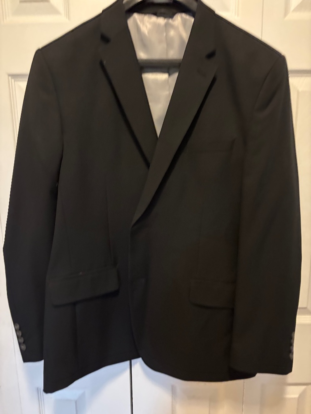 Haggar Men’s Black Suit 46R Jacket 36x32 Pants Two Piece